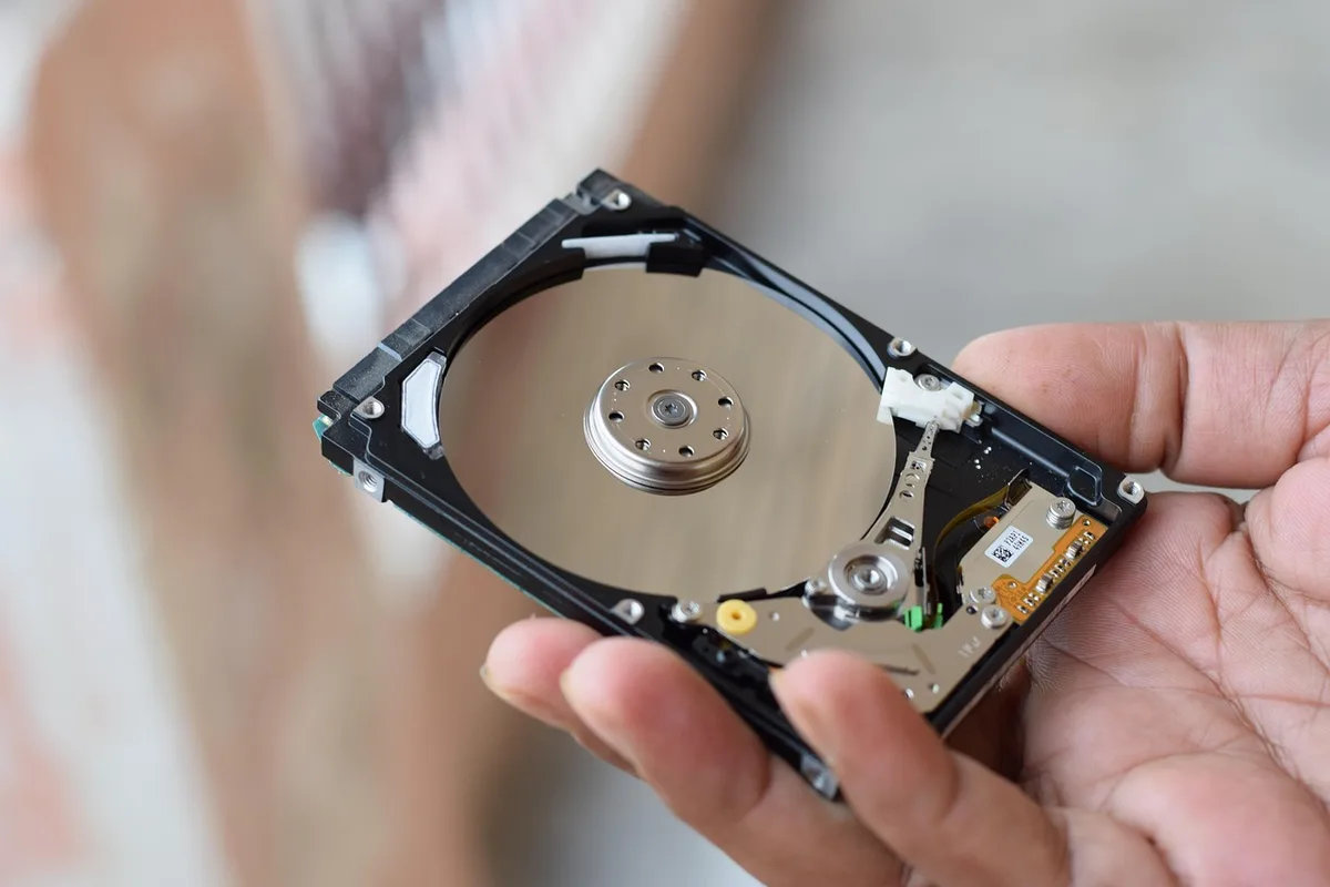 Illustration for: Seagate Slides After Hours Despite Record Quarter and Upbeat Guidance