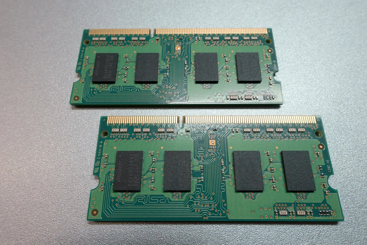 Illustration for: SK Hynix Posts Record Quarter and Pledges $75 Billion Payout as AI Memory Demand Surges